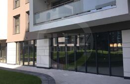 Spatiu comercial, 377 mp, Semicentral