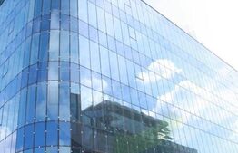 Spatiu comercial, 377 mp, Semicentral