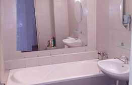 Vanzare apartament 3 camere, 65 mp, complet mobilat, zona strazii Motilor