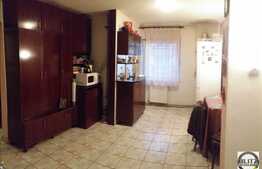 De vanzare apartament cu 3 camere, 65 mp, garaj, zona Iulius Mall