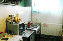 2 camere, 53 mp, balcon inchis, boxa subsol, parcare, zona strazii Primaverii