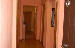 Vanzare 4 camere, decomandat, 72 mp utili, zona strazii Mehedinti!