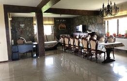 Pensiune de vanzare, 360 mp utili, 7500 teren, Zona Turistica, Risca