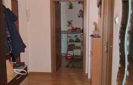 3 camere, 60 mp, etaj intermediar, AC, zona strazii Donath