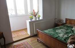 3 camere, decomandat, 75 mp, loc de parcare, zona strazii Bucuresti