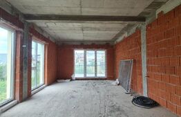 Duplex  semifinisat 130 mp utili, teren 265 mp, panorama deosebita!