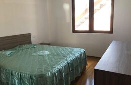 Casa spatioasa, 5 camere, 900mp, in Sanpetru