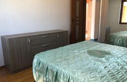 Casa spatioasa, 5 camere, 900mp, in Sanpetru