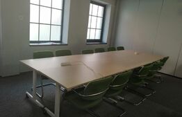 Birou Clasa A! Oferta care merita vazuta