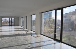 Open space, cladire clasa A