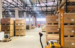 1800 de mp hala cu 300 mp de birouri, acces la 2 rampe