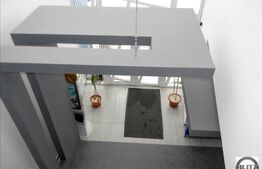 Spatiu cu 850 mp utili si 2500 mp teren! Pod rulant cu o capacitate de 12.5t.