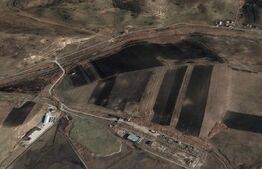 Vanzare urgenta!Teren industrial extravilan,1.1 Ha, front 35 ml si 34 ml,Apahida