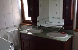 Casa imprimata de un clasic mereu in tendinte, zona Faget, teren 1800 mp!