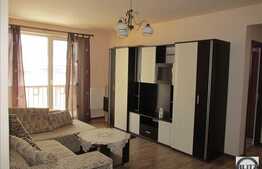 De vanzare 2 camere, 55 mp, balcon, zona strazii Florilor! Parcare inclusa!