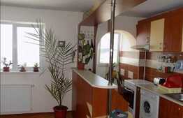 Vanzare apartament 3 camere, 66,50 mp, parcare, boxa, zona strazii Mehedinti