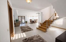 Casa la cheie, 280 mp utili, teren 1400 mp, Apahida