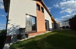 Casa individuala cu panorama, garaj si terasa, Campenesti