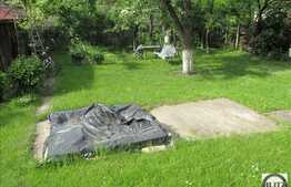 1 camera, 42 mp, decomandat, parcare, curte comuna, zona Parcului Central!