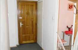 Vanzare 2 camere decomandate in zona Titulescu