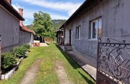 Casă individuală renovabilă de 85mp cu 1000 mp teren, central în Săvădisla