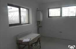 Apartament in imobil tip casa, 3 camere, 74 mp, GRADINA de 30 mp! Zona Cetatii!