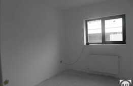 Apartament in imobil tip casa, 3 camere, 74 mp, GRADINA de 30 mp! Zona Cetatii!