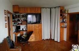 De vanzare apartament cu 2 camere, 55 mp, AC, zona strazii Unirii