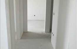 2 camere decomandate, 57 mp, semifinisat, etaj intermediar, zona Iulius Mall