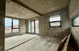 Casa individuala, 4 camere,136mp, teren 700mp, garaj 21mp, intrare Chinteni