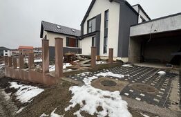 Casa individuala CF, 4 camere,136mp, teren 700mp, garaj 21mp, intrare Chinteni