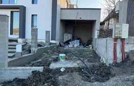 Casa individuala, 4 camere,136mp, teren 700mp, garaj 21mp, intrare Chinteni