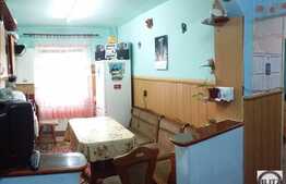 Vanzare apartament 3 camere, 64 mp, partial mobilat, zona strazii Aurel Vlaicu