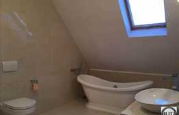 4 camere, 136 mp, scara interioara, mobilat complet, terasa, zona Oncos