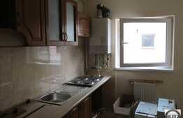 De vanzare 2 camere, 58 mp, decomandat, balcon de 12 mp! Zona POLUS!