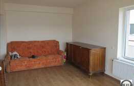 De vanzare 2 camere, 58 mp, decomandat, balcon de 12 mp! Zona POLUS!