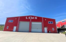 Hala cu acces facil la DN1 , finisata, pentru depozitare sau service auto. 