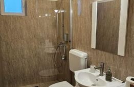 Corp de casa  41 mp, teren 500 mp, Centrul istoric