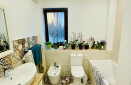 Apartament 3 camere, 2 bai, 2 balcoane, parcare, etaj 1, Floresti!