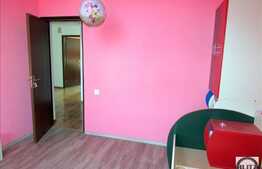 Apartament 3 camere, 65 mp, parcare,  zona strazii Teleorman