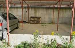 3 camere de vanzare 82 mp utili,  1 loc de parcare si garaj incluse in pret