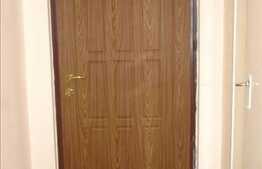 1 camera, 32 mp, modern, zona Casa Piratilor