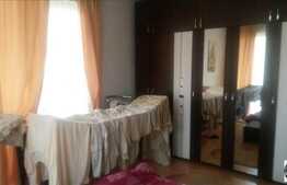 De vanzare 2 camere, 51 mp, 3 balcoane, cu parcare! Zona strazii Eroilor!