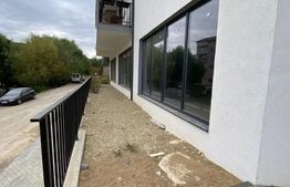 Spatiu comercial cu potential, 215 mp,  supermarket cabinete medicale