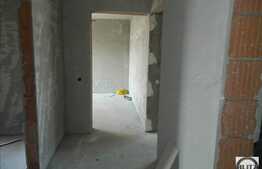 2 camere, 52 mp, decomandat, semifinisat! La cateva minute de LIDL! Cu parcare!