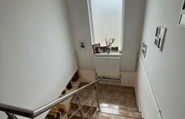 Casa de 180 mp, 450 mp teren, in Harman