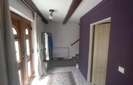 Casă de vânzare, teren 1024 mp, grădină și livadă, Vulcan 