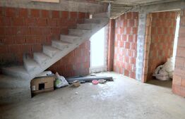 Casa cu 5 camere, 132 mp utili, 400 mp teren la intrare in Campenesti