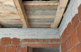 Casa cu 5 camere, 132 mp utili, 400 mp teren la intrare in Campenesti