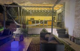 Vila 4 camere, curte, Dezmir